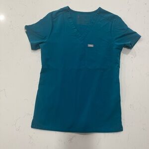 Figs Pacific Blue Catarina Top